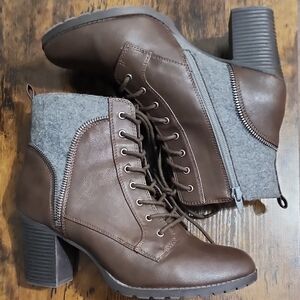 Kelly & Katie Brown Kaiman Lace Up Boots